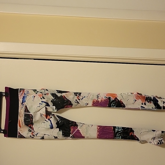 lululemon Speed Tight III Pigment Wave Leggings - Picture 5 of 15